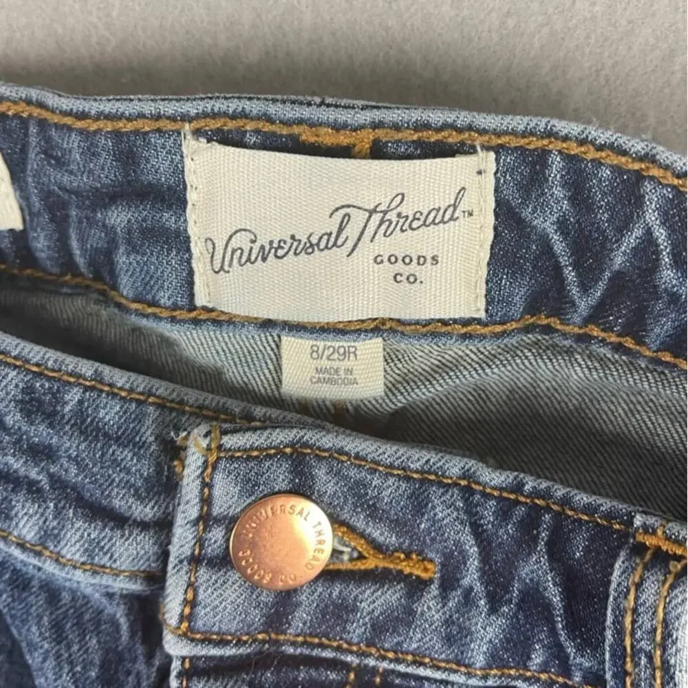 Universal Thread excellent pre